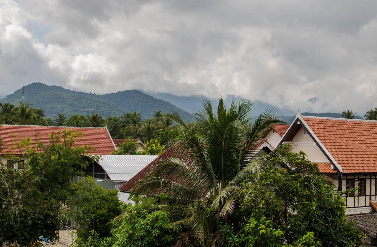 Vongprachan Backpackers Hostel Luang Prabang Extérieur photo